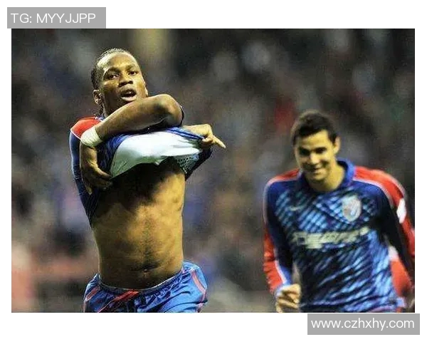 足球场上的肌肉魅力盘点那些拥有完美腹肌的足球明星们