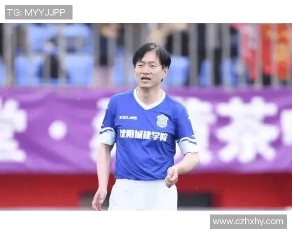 足球明星年龄增长后的职业转型与人生新篇章探索