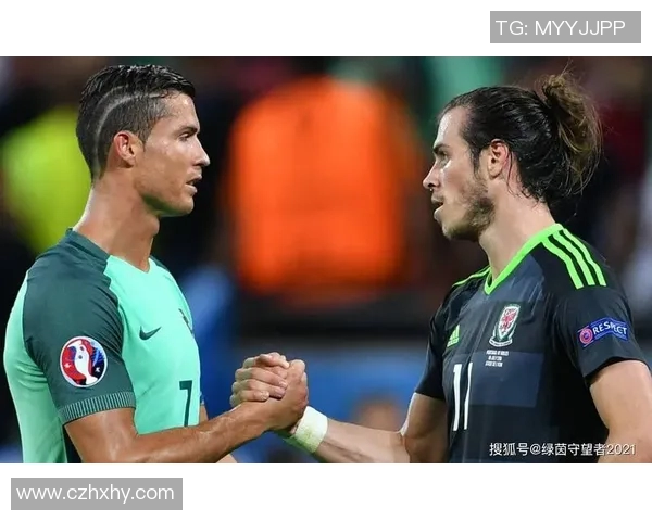 足球巨星同框瞬间珍藏版图片集锦展现传奇风采与激情时刻 足球巨星同框瞬间珍藏版图片集锦展现传奇风采与激情时刻